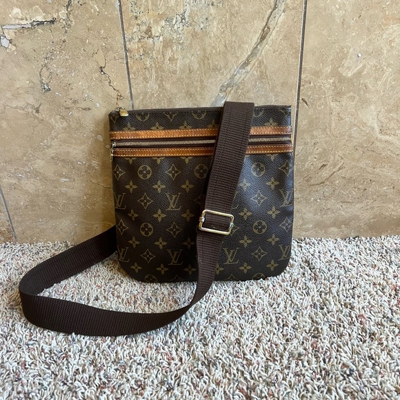 Louis Vuitton Handbags - Louis Vuitton Bosphore Pochette Crossbody Bag